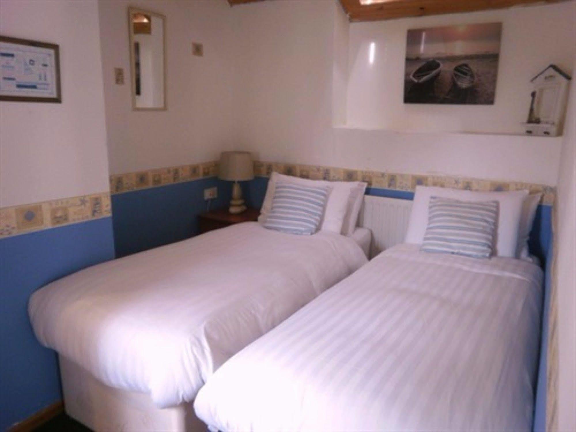 The Wylfa Hotel Abersoch Bagian luar foto